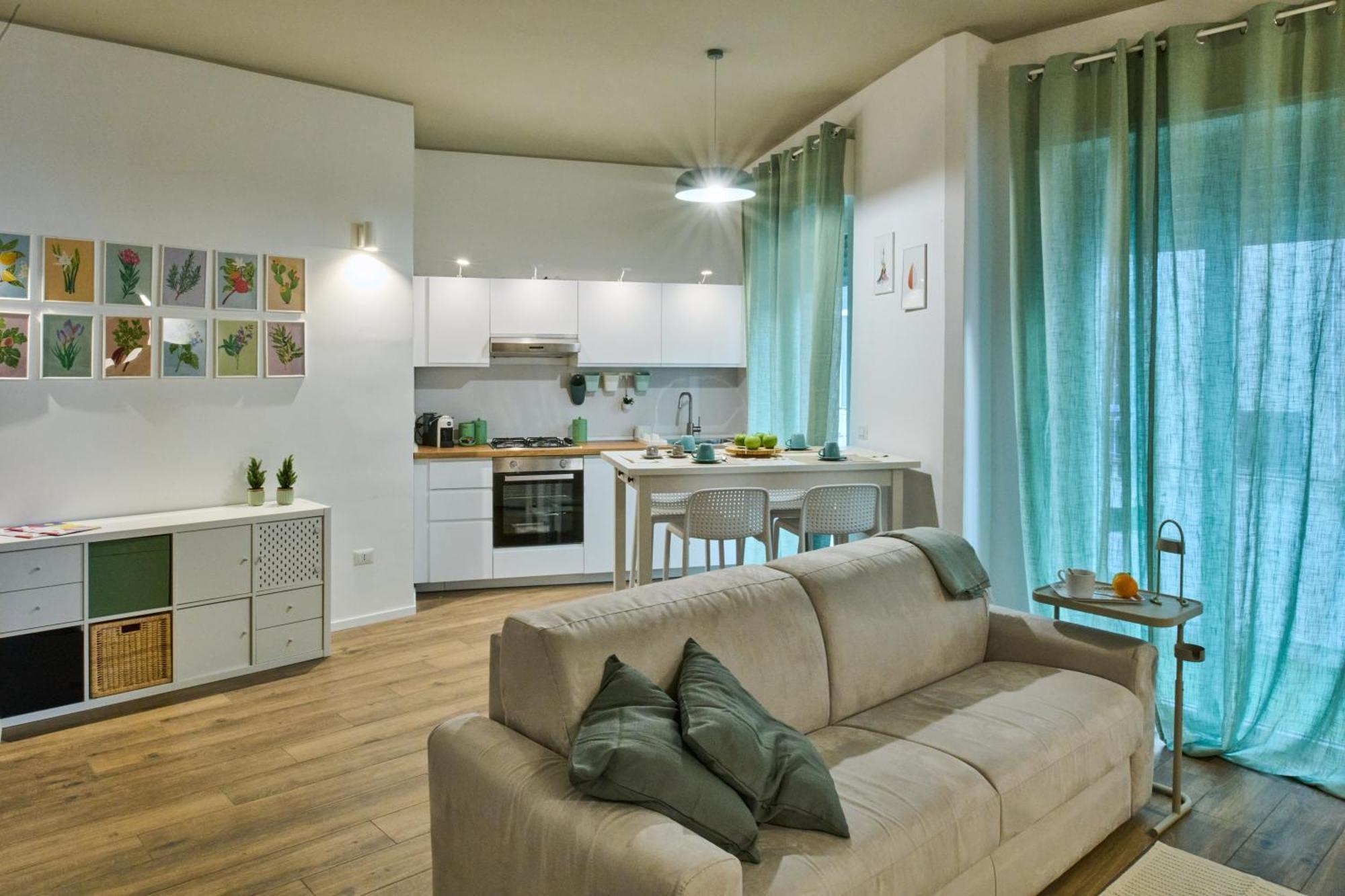 Melpomene E Talia Apartament